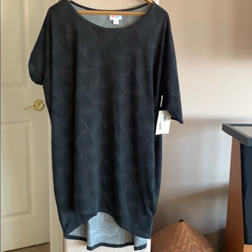 LulaRoe Irma top size Medium, NWT
